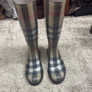 Burberry Plaid Tall Rain Boots in Beige and Black